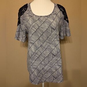 Black & White Patterned Top NWT